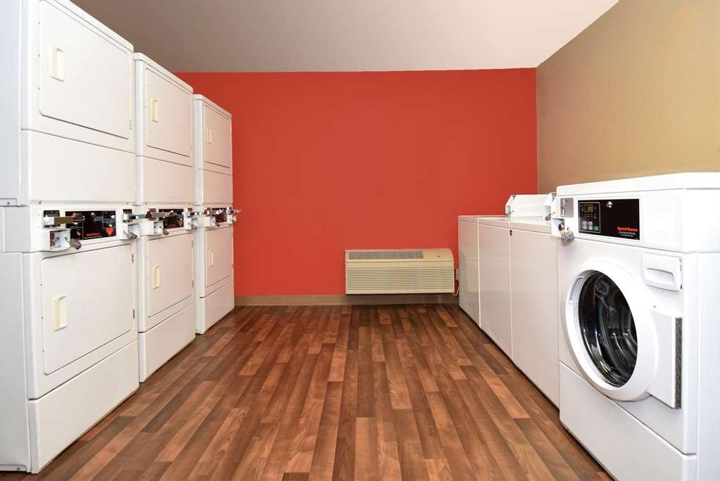 Extended Stay America Suites - Cleveland - Brooklyn Bagian luar foto