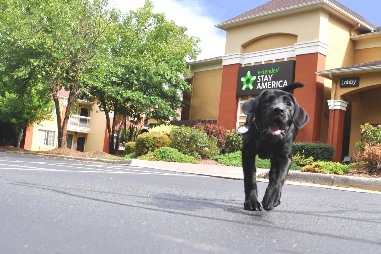 Extended Stay America Suites - Cleveland - Brooklyn Bagian luar foto