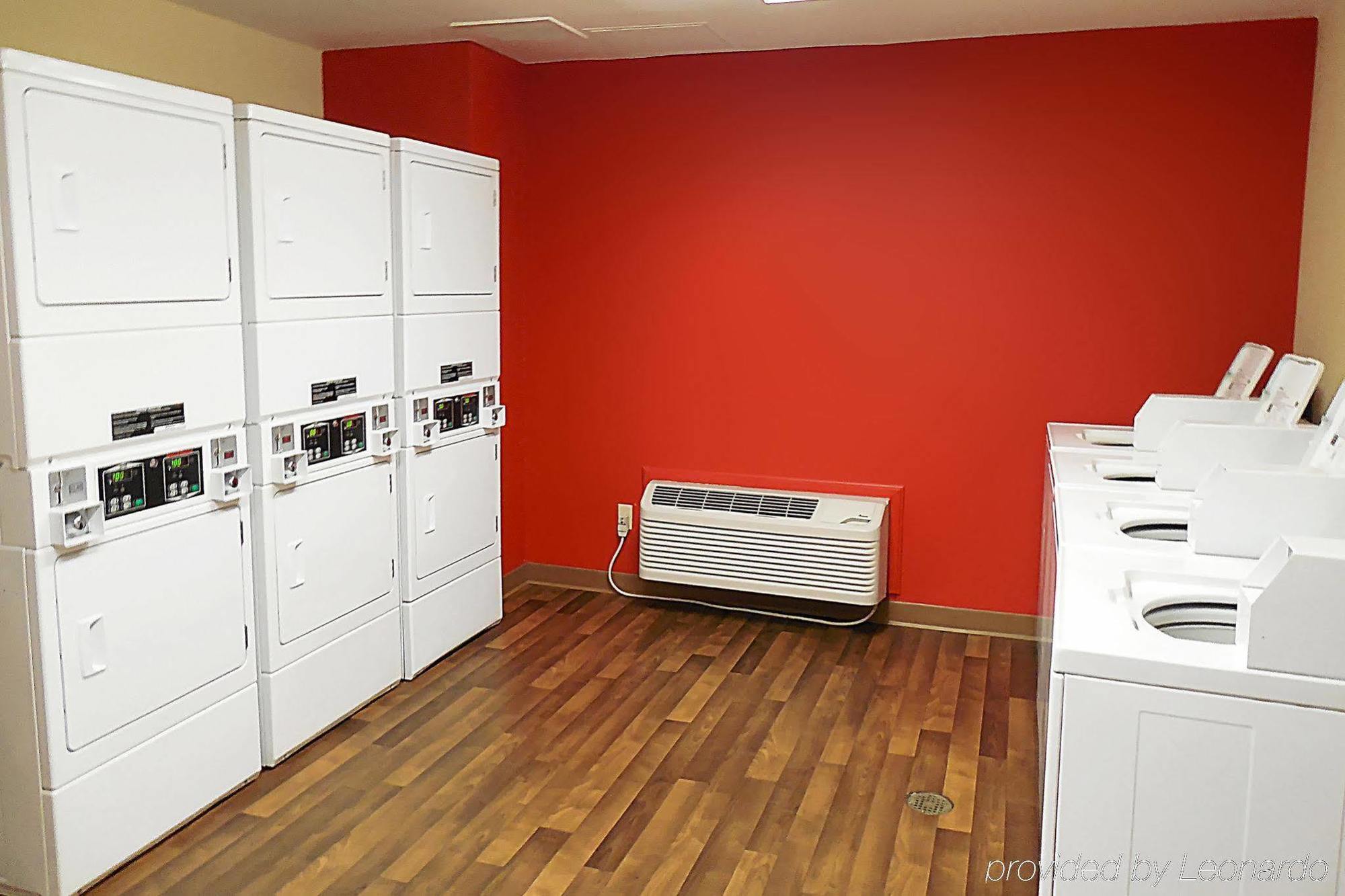 Extended Stay America Suites - Cleveland - Brooklyn Bagian luar foto