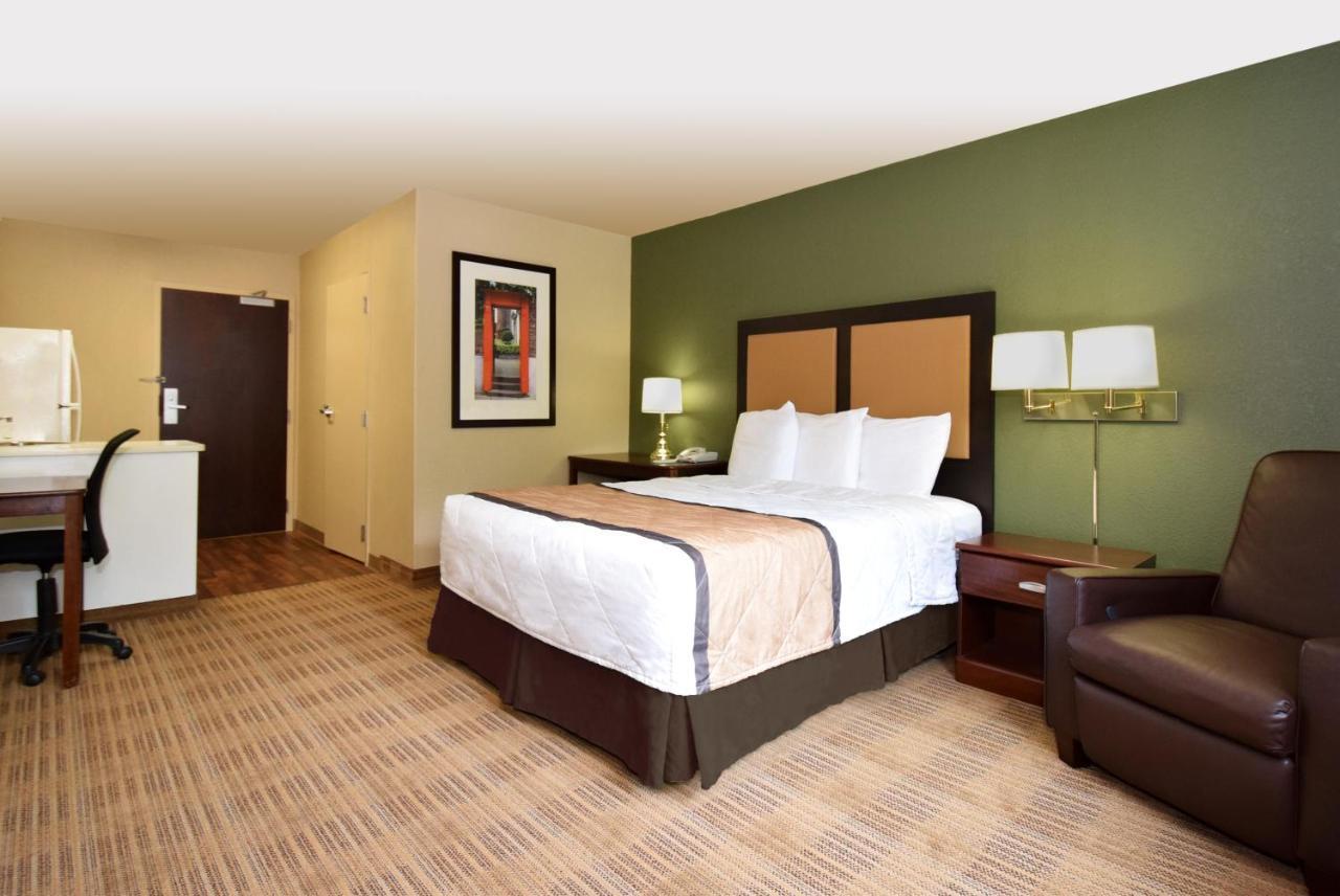 Extended Stay America Suites - Cleveland - Brooklyn Bagian luar foto
