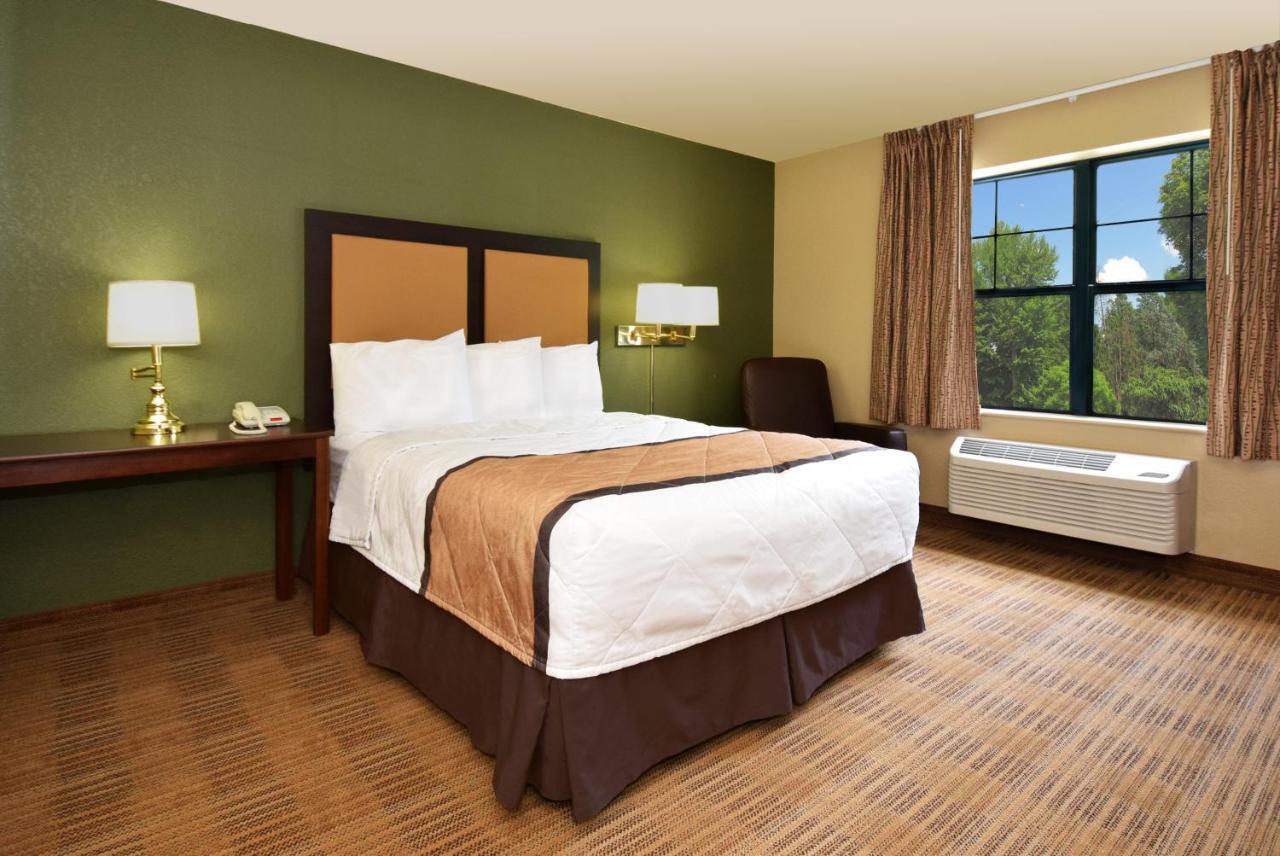 Extended Stay America Suites - Cleveland - Brooklyn Bagian luar foto