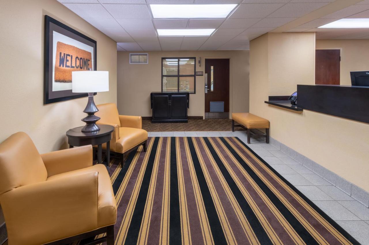 Extended Stay America Suites - Cleveland - Brooklyn Bagian luar foto